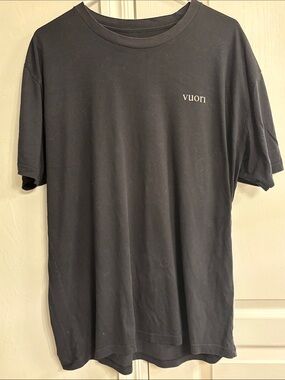 Vuori Graphic Tee